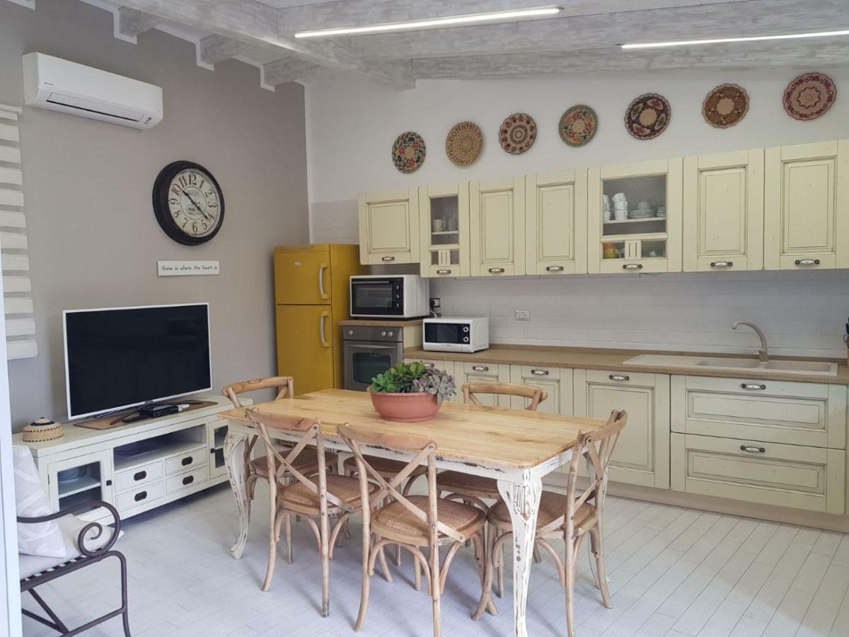 Appartamento Mansardato Anda&Torra Castelsardo Luaran gambar