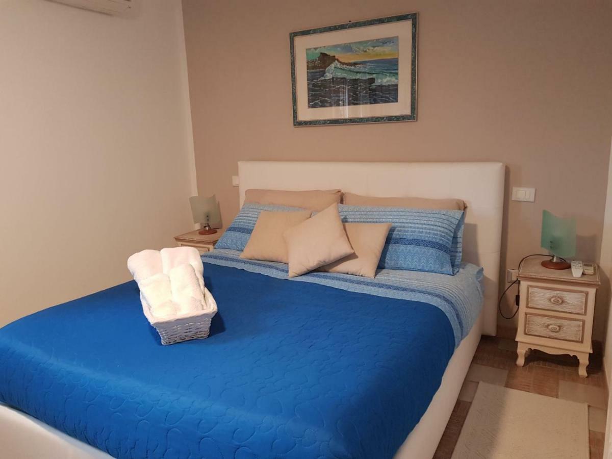 Appartamento Mansardato Anda&Torra Castelsardo Luaran gambar